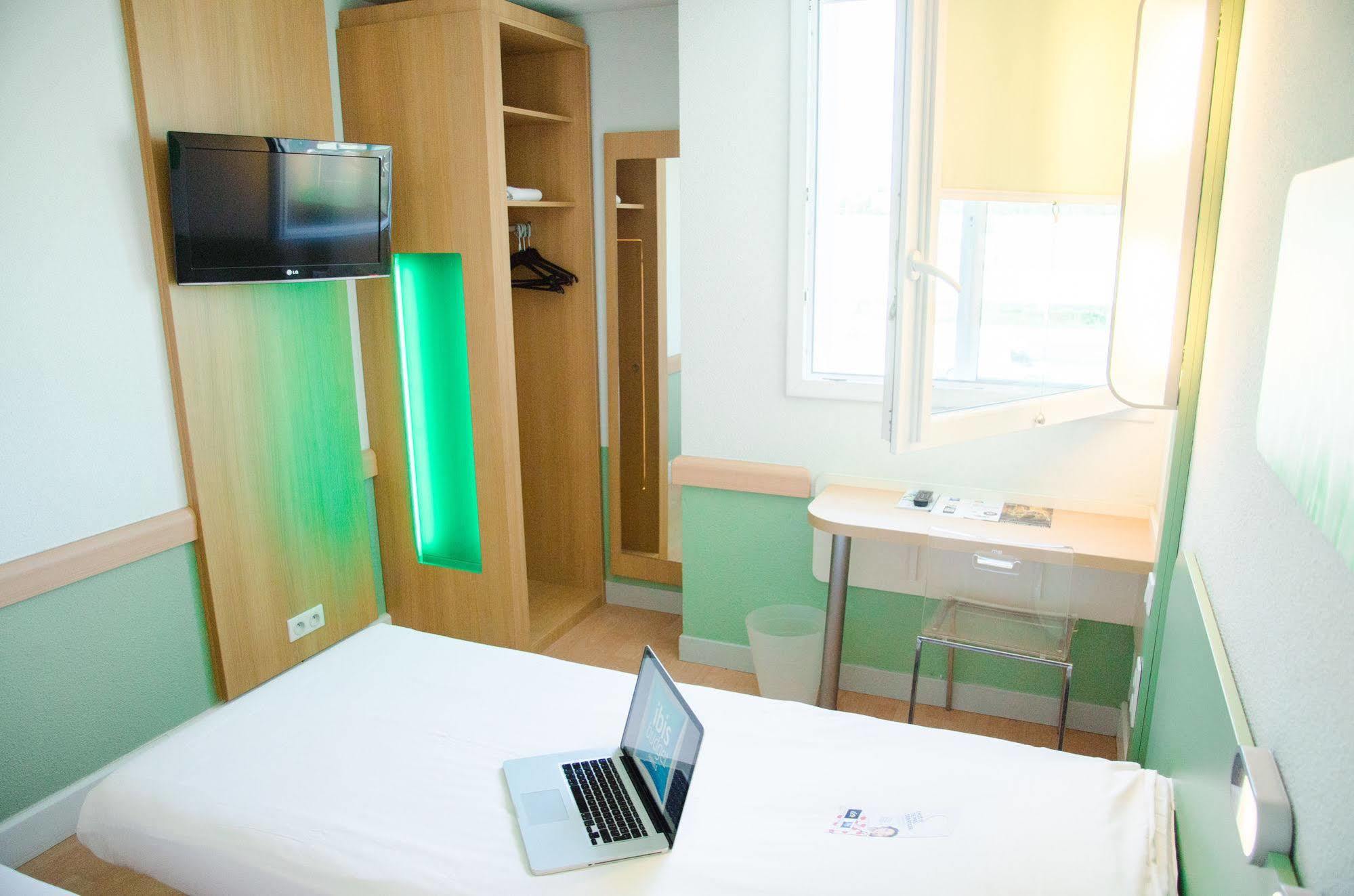 Ibis Budget Aeroport Le Bourget Garonor Le Blanc-Mesnil Exterior photo